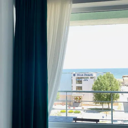 Apartment Summerland H2o Mamaia